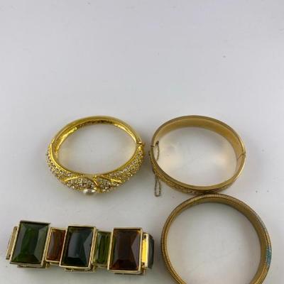 Sale Photo Thumbnail #836