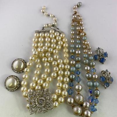 Sale Photo Thumbnail #813