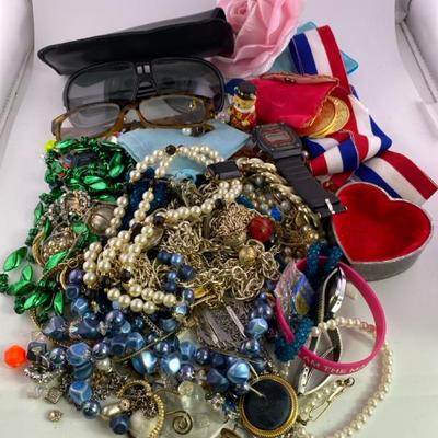 Sale Photo Thumbnail #892