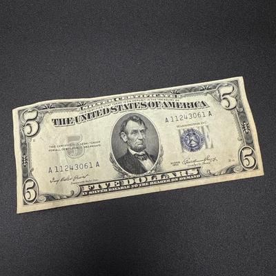 Sale Photo Thumbnail #11