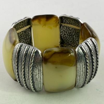 Sale Photo Thumbnail #742