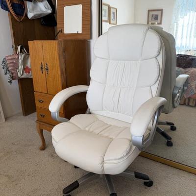 Sale Photo Thumbnail #73