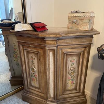 Sale Photo Thumbnail #84