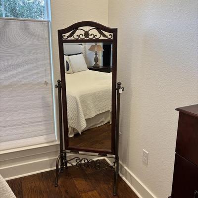 Sale Photo Thumbnail #18