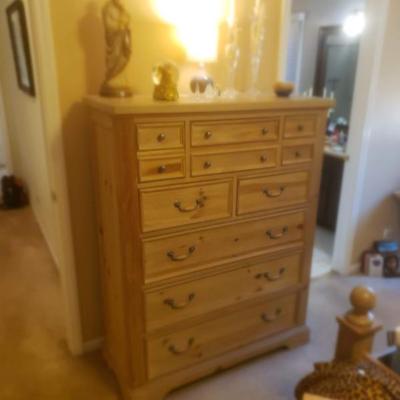 Sale Photo Thumbnail #171