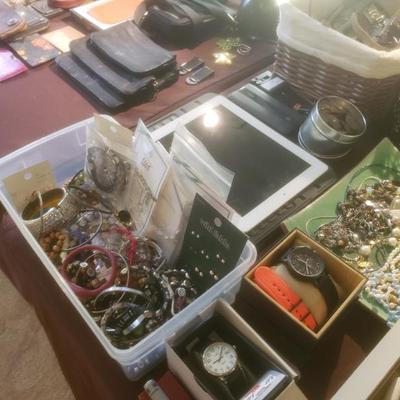 Sale Photo Thumbnail #11