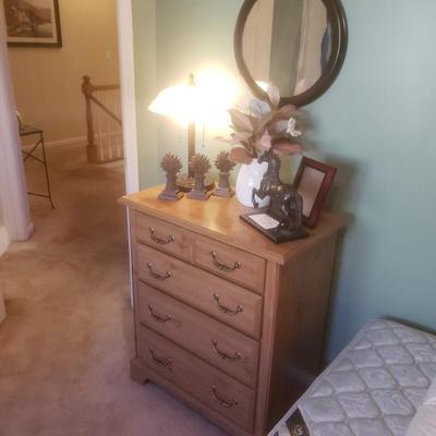 Sale Photo Thumbnail #137