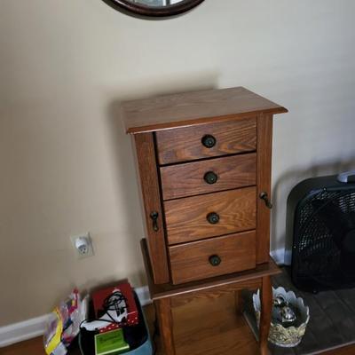 Sale Photo Thumbnail #4