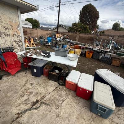 Estate sale photo