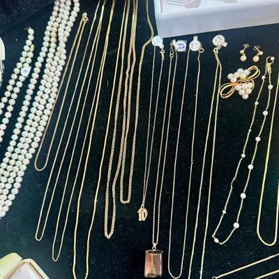 Sale Photo Thumbnail #34