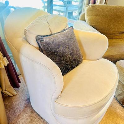 Sale Photo Thumbnail #204