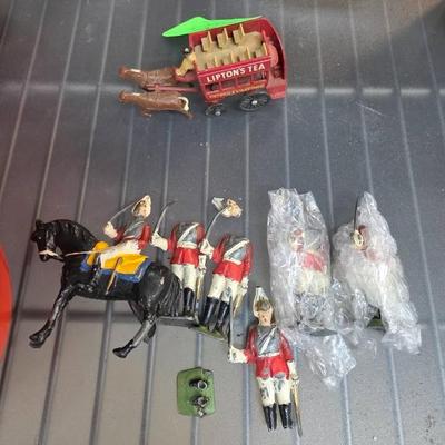 Sale Photo Thumbnail #364