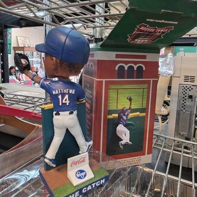 Sale Photo Thumbnail #182