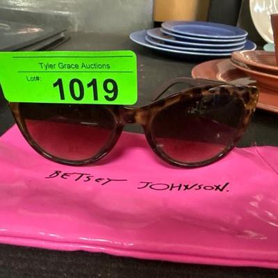 Sale Photo Thumbnail #37