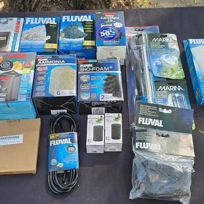 Fresh Water Aquarium Accessory Lot #1