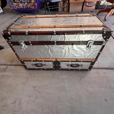 Vintage Steamer Trunk Silver Metal Wood Trim Storage Chest 