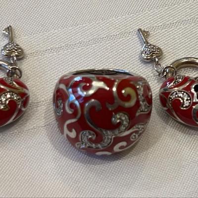 Belle Etoile red enamel heart padlock charms and ring set.