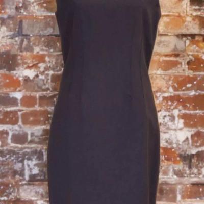 Tahari Size 10 Black Sleeveless Sheath Dress with Exposed Back Zipper