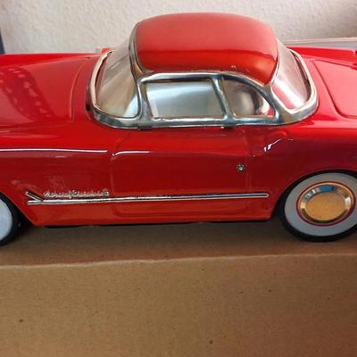 Vintage Deluxe Sedan Die Cast Toy Car with Box – Red Model