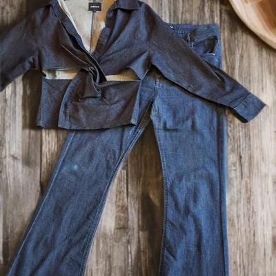 WÅVEN Size 32 Rinse Wash Denim Set – Twisted Front Shirt & Skinny Flare Jeans
