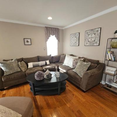 Sale Photo Thumbnail #142