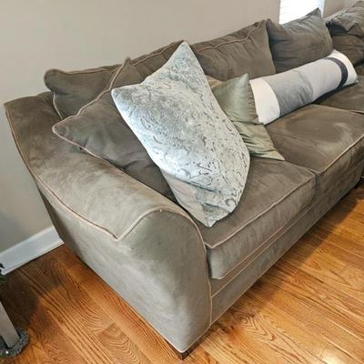 Sale Photo Thumbnail #148