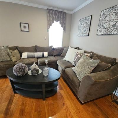 Sale Photo Thumbnail #149