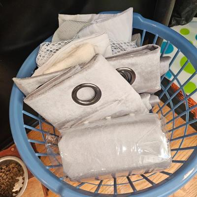 Sale Photo Thumbnail #248