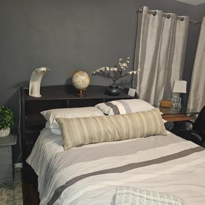 Sale Photo Thumbnail #286