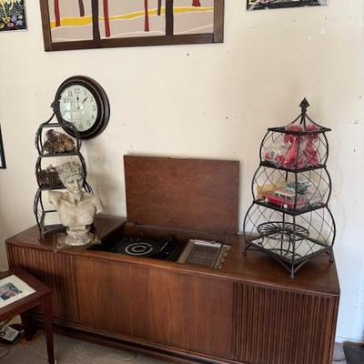 Sale Photo Thumbnail #79