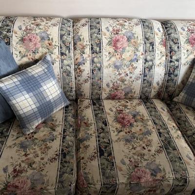 Sale Photo Thumbnail #60