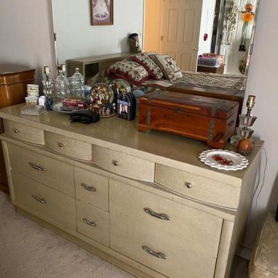 Sale Photo Thumbnail #135