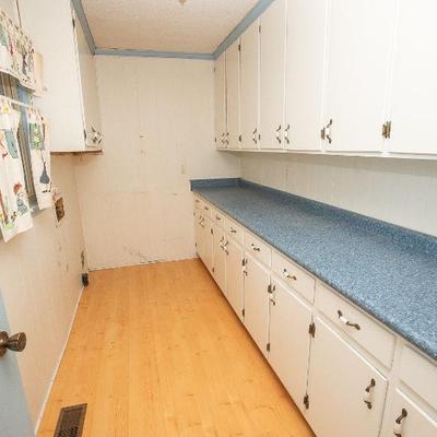 Sale Photo Thumbnail #27