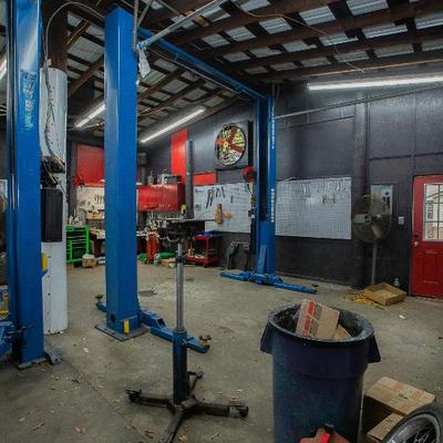 Sale Photo Thumbnail #49