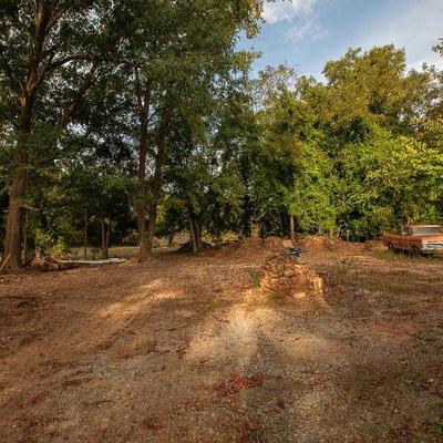 Sale Photo Thumbnail #50