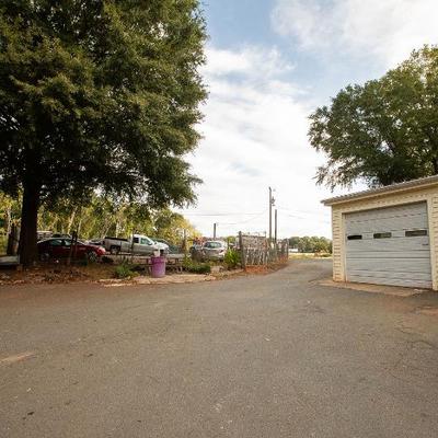 Sale Photo Thumbnail #52