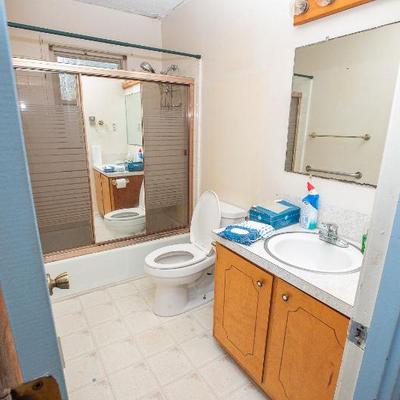 Sale Photo Thumbnail #28