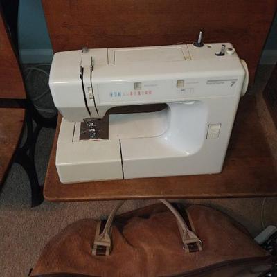 Sale Photo Thumbnail #52