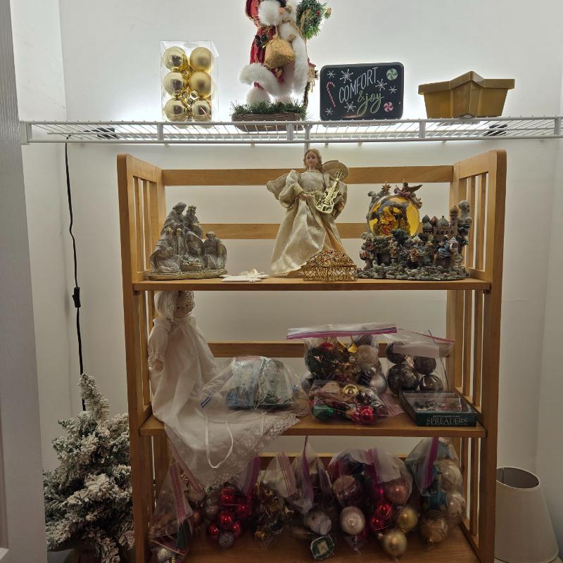 Sale Photo Thumbnail #42