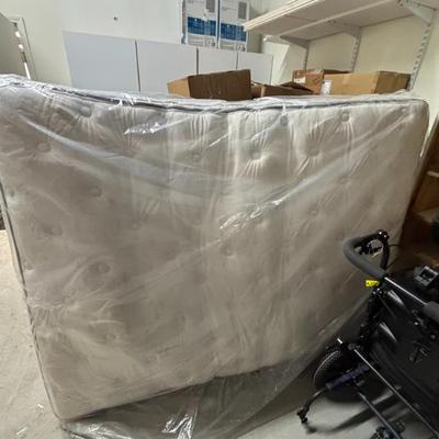 Sale Photo Thumbnail #71