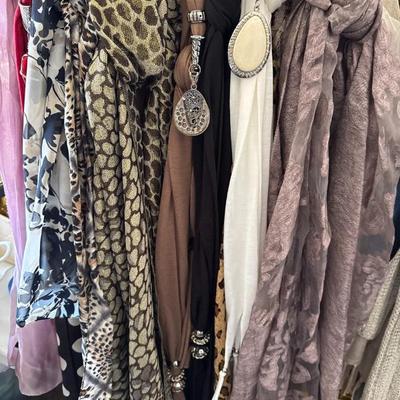 Sale Photo Thumbnail #935