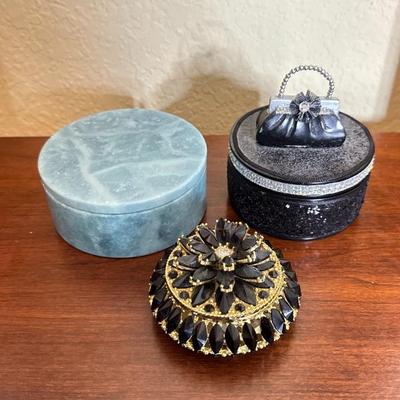 Sale Photo Thumbnail #670