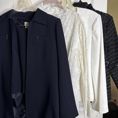 Sale Photo Thumbnail #977