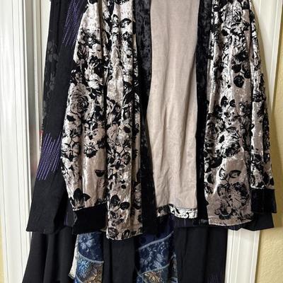 Sale Photo Thumbnail #702