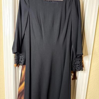 Sale Photo Thumbnail #699