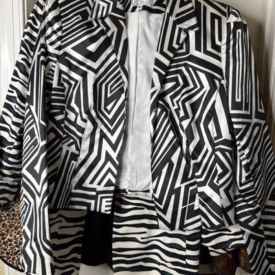 Sale Photo Thumbnail #681