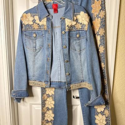 Sale Photo Thumbnail #721