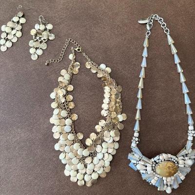 Sale Photo Thumbnail #957