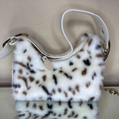 Sale Photo Thumbnail #360