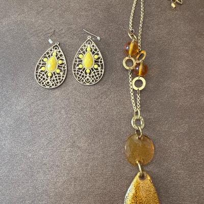 Sale Photo Thumbnail #962